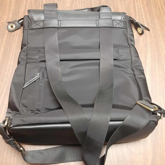 Targus Newport Black Convertible 2-in-1 Messenger Backpack laptop tablet - Picture 3 of 16